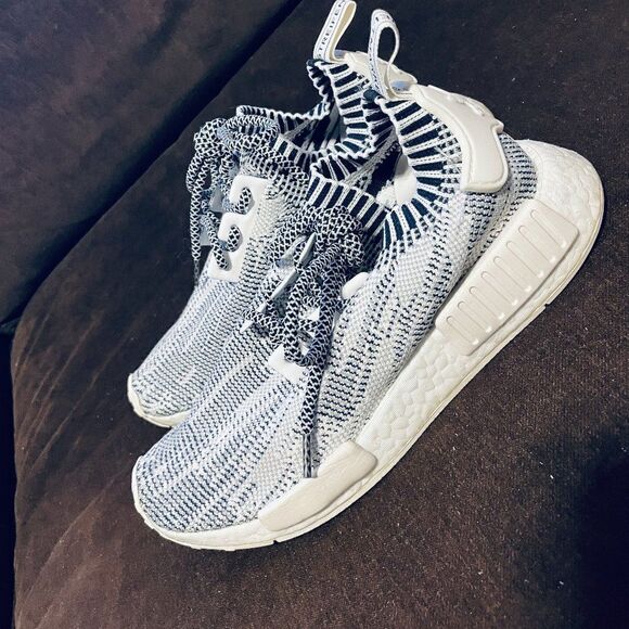 Mint Condition Adidas NMD Runner PK Glitch Camo Black White Nomad 6 Men 7 womens - Picture 3 of 9